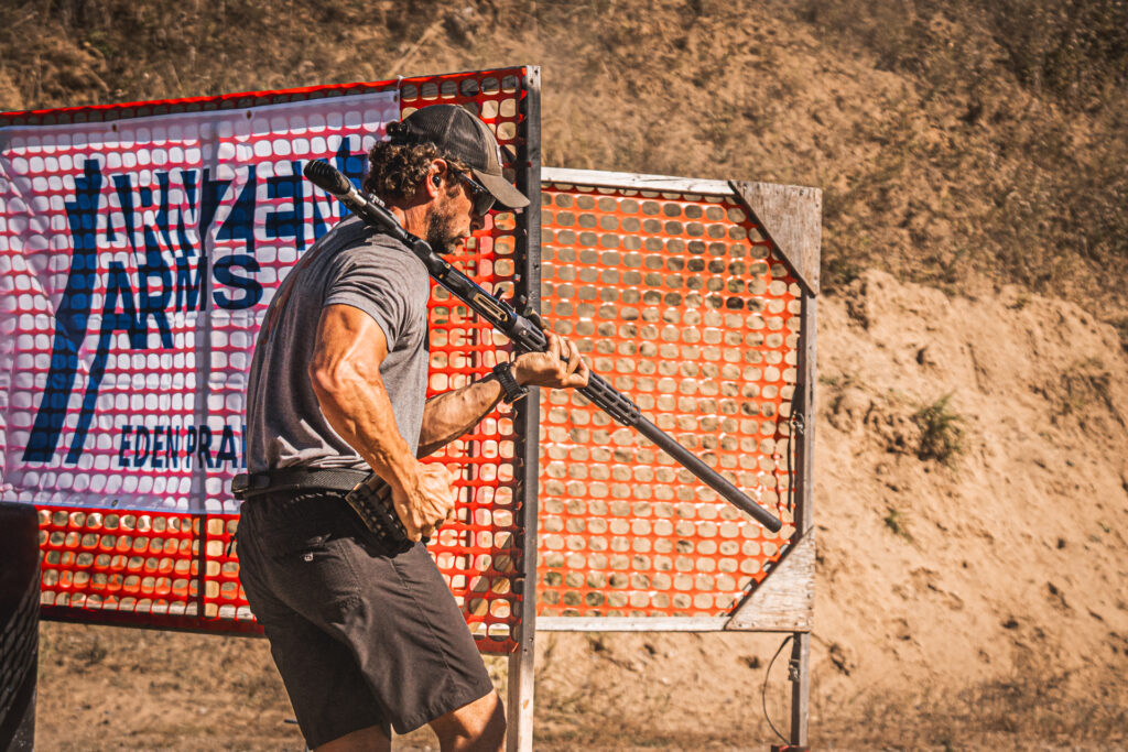 Loading shotgun for competition